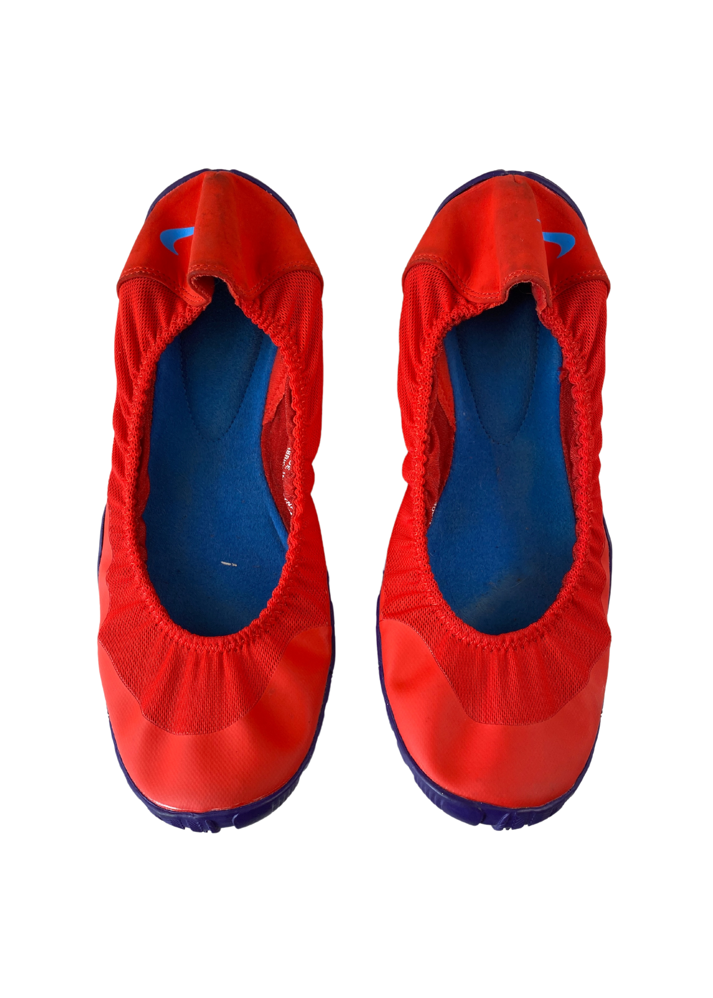 NIKE Scrunch Ballet Flat