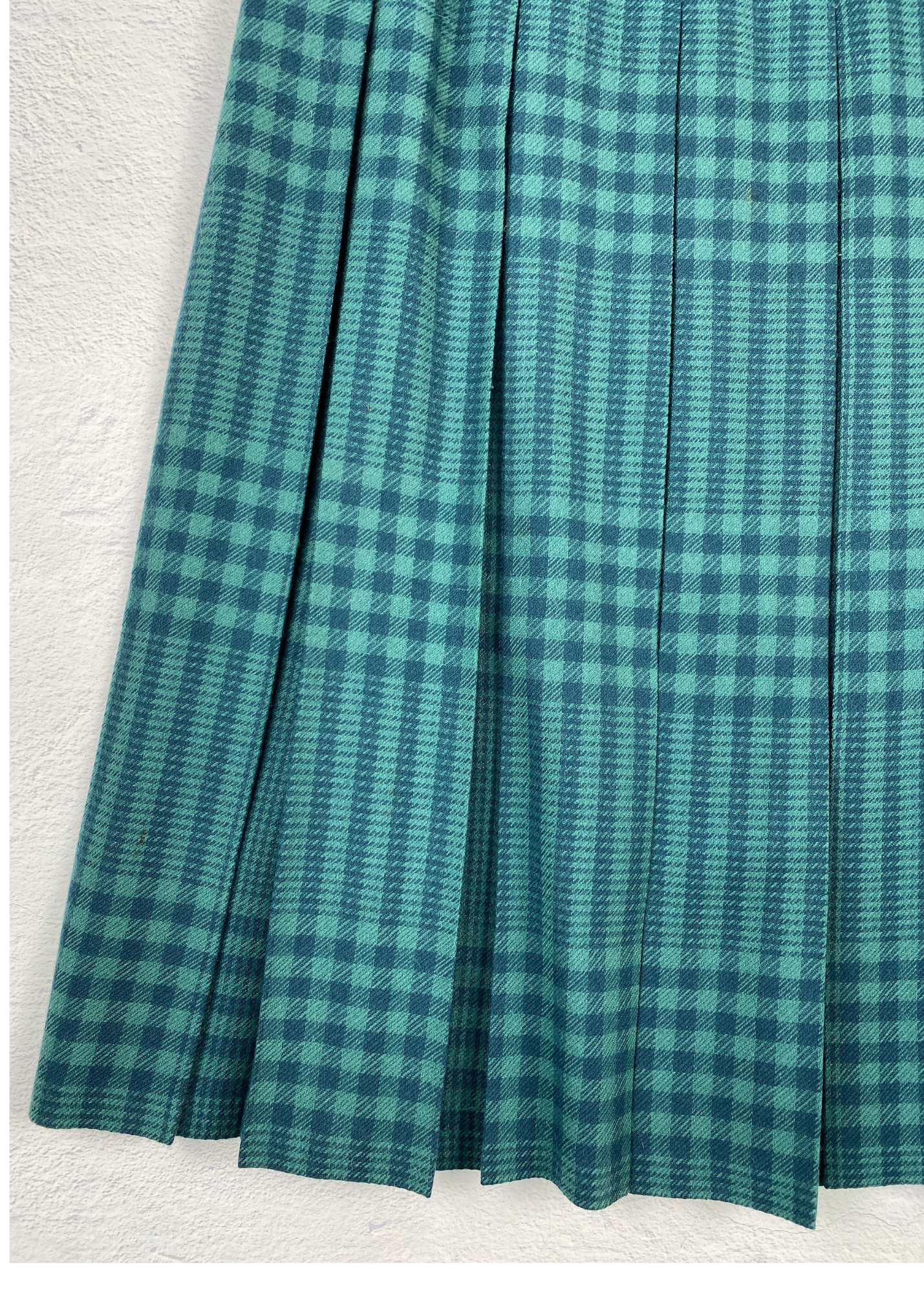 VINTAGE FLETCHER JONES Tartan Wool Pleat Midi Skirt