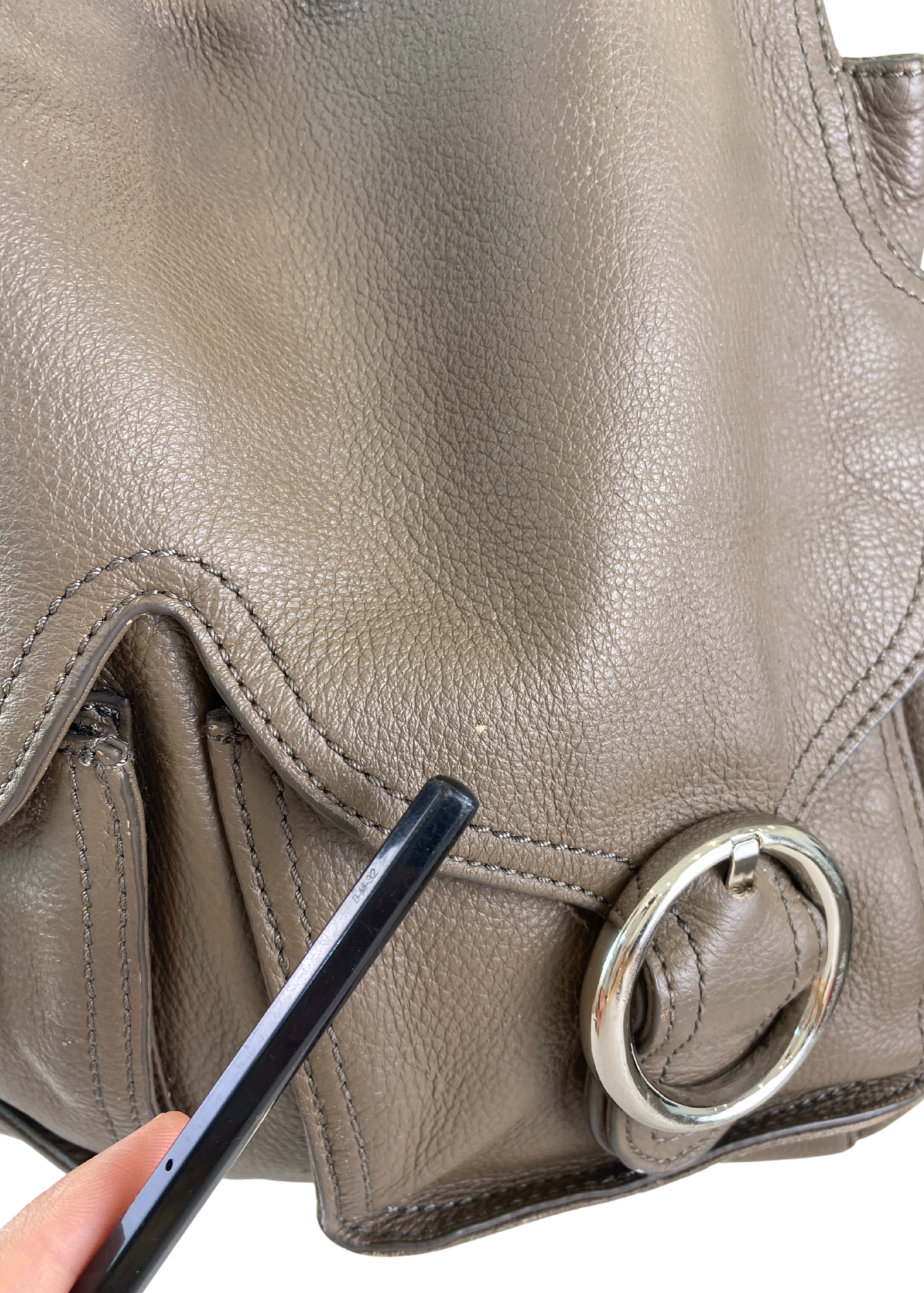 OROTON (AS IS) Leather Silver Chain Shoulder Bag