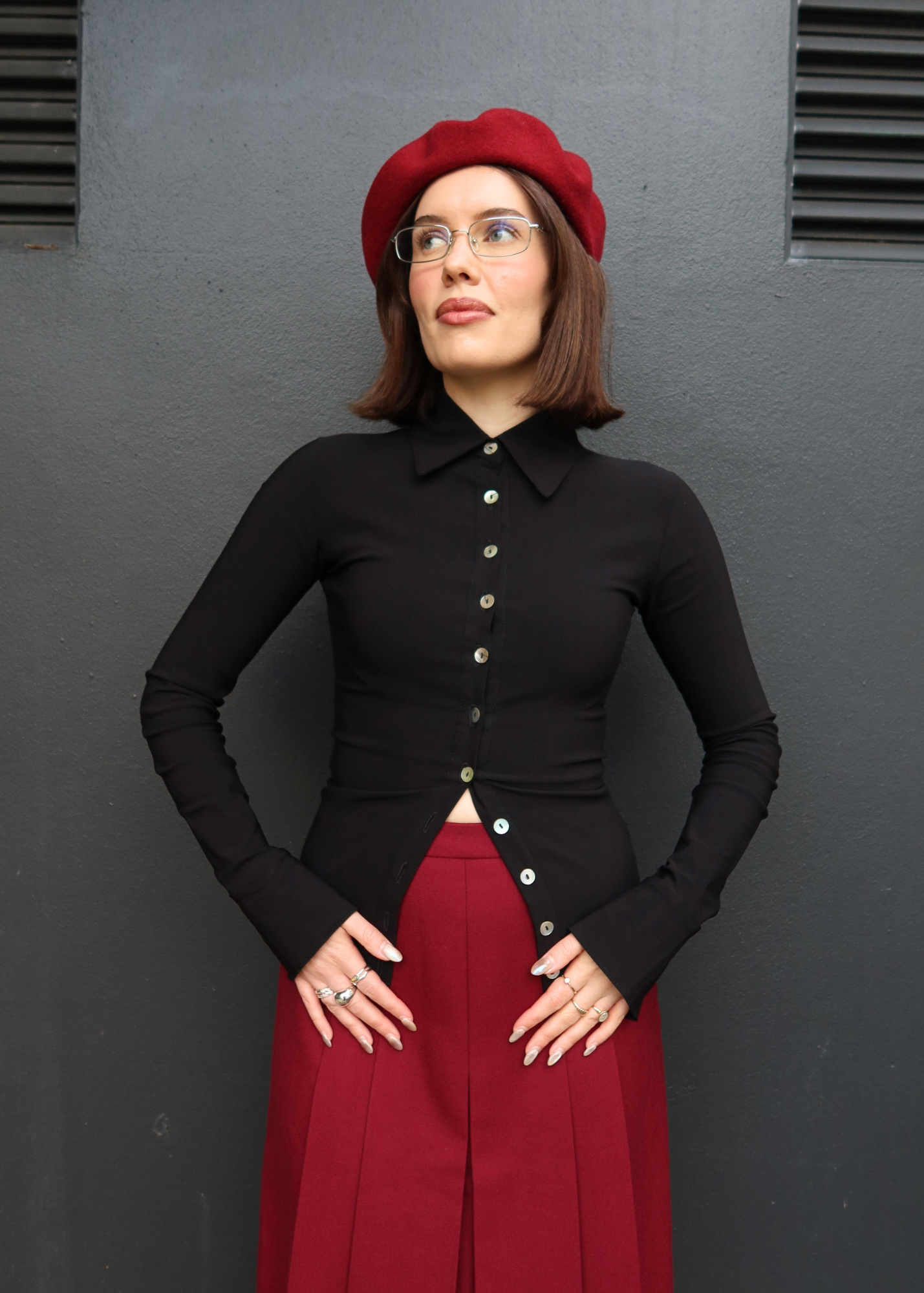 SUSAMUSA (BNWT) 'Sienna' Stretch Fitted Shell Button Up Top