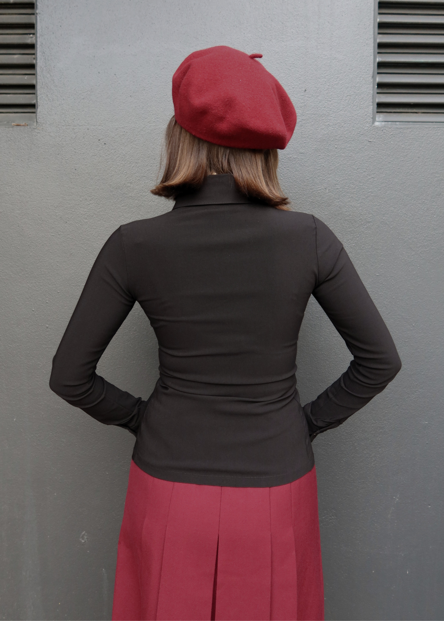 SUSAMUSA (BNWT) 'Sienna' Stretch Fitted Shell Button Up Top