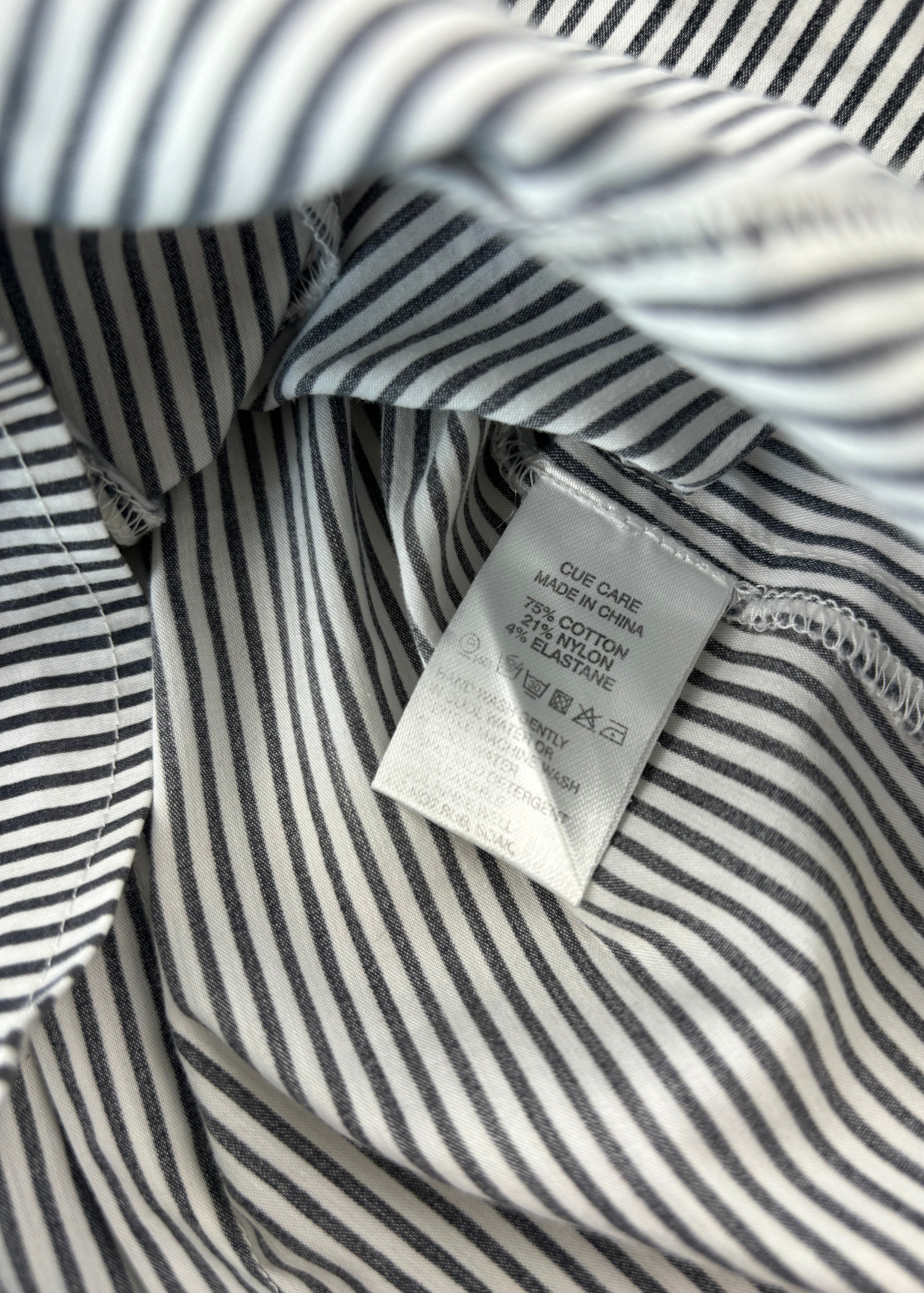 CUE VINTAGE Stripe Asymmetrical Top