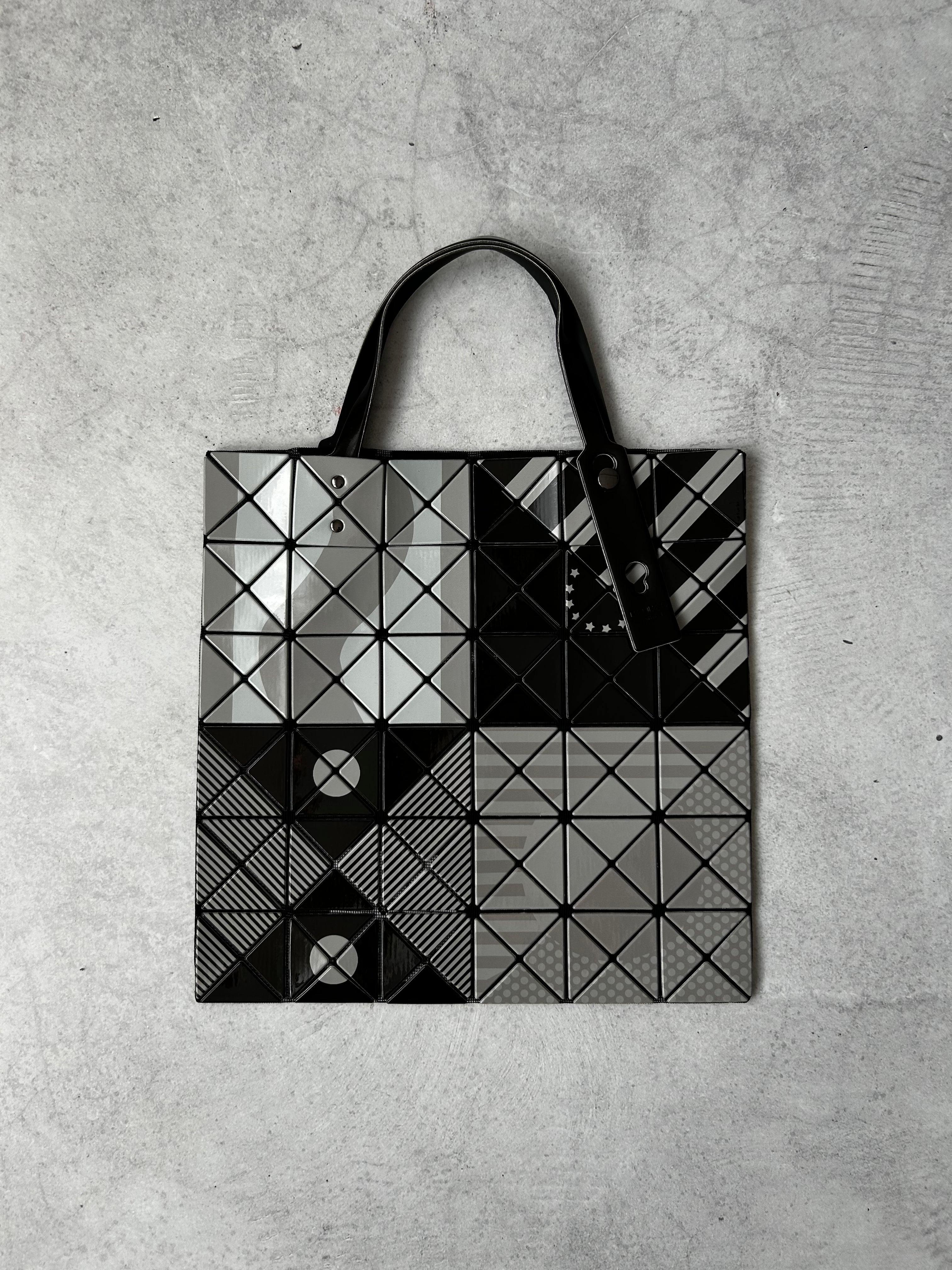BAO BAO ISSEY MIYAKE Patterned Vinyl Tote