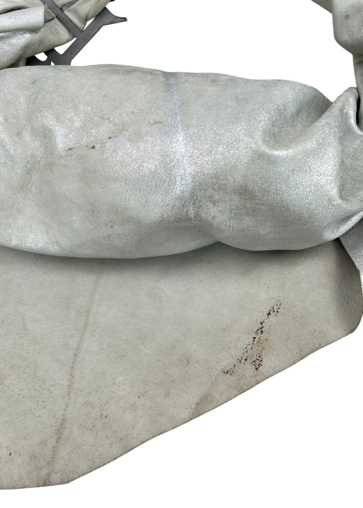 KARLAIDLAW Silver Metallic Leather 'Em's Bag'