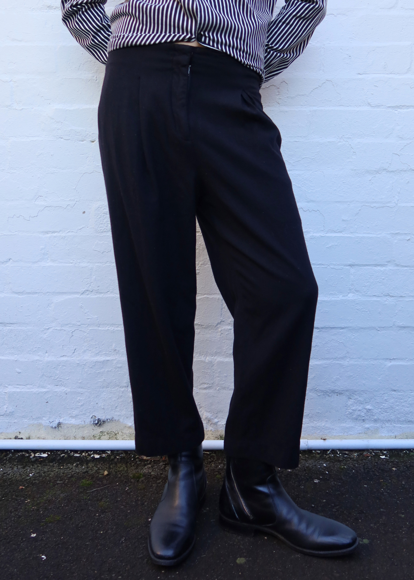 LEE MATHEWS Black Wool Blend Pleated Front Crop Pants