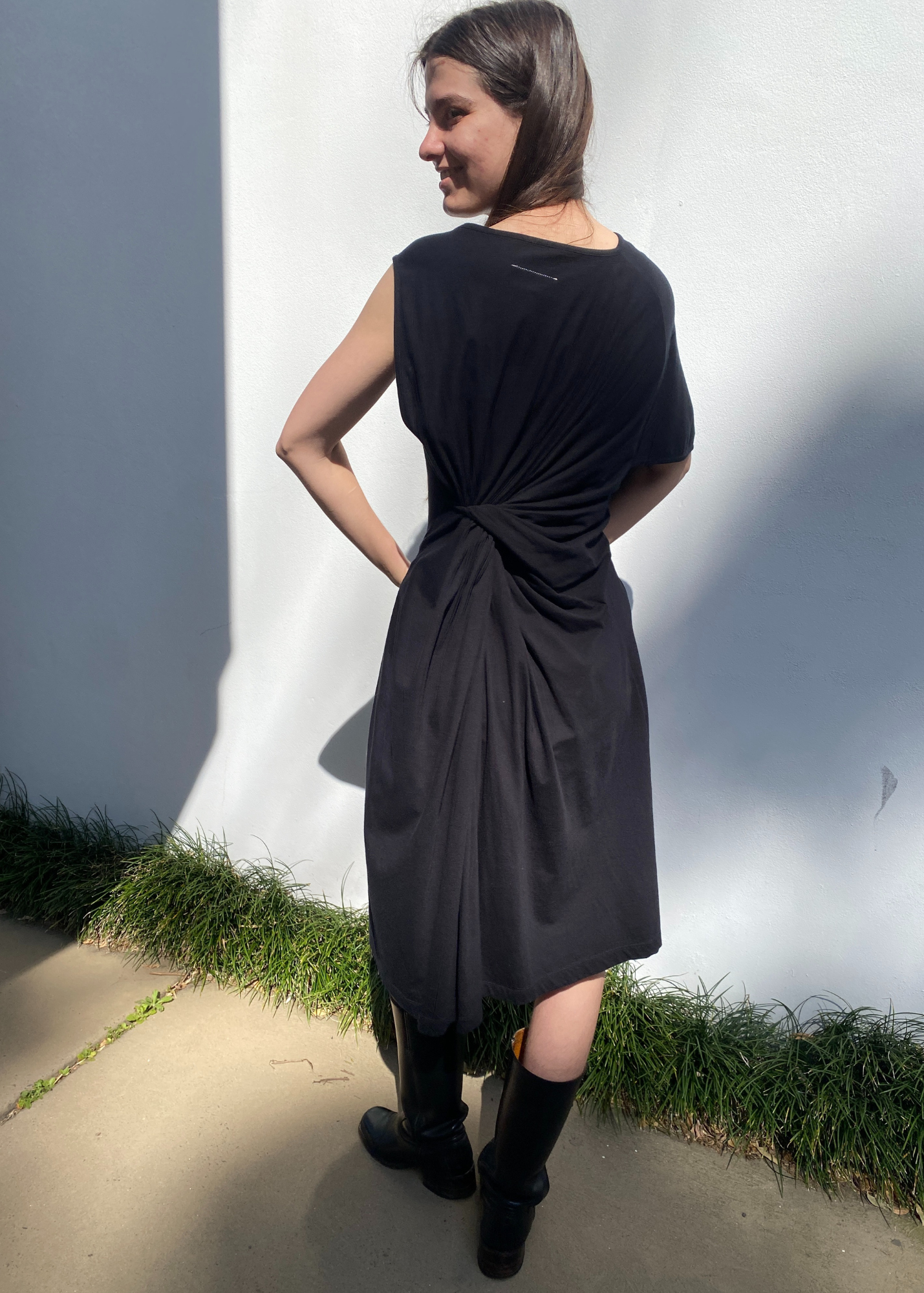 MM6 MAISON MARGIELA Gathered Waist Cold Shoulder Midi Dress