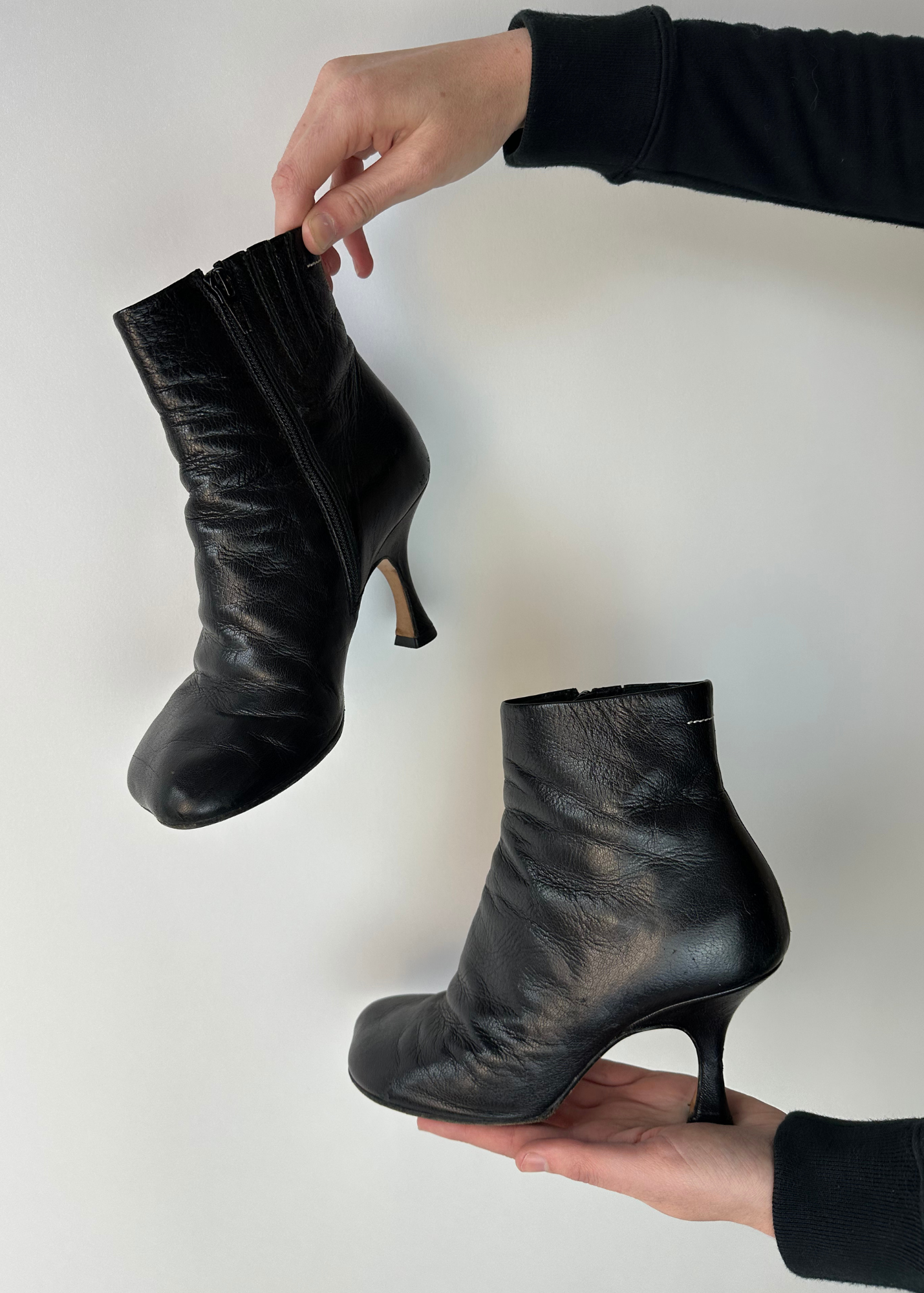 MM6 MAISON MARGIELA (AS IS) Leather Ankle Boots