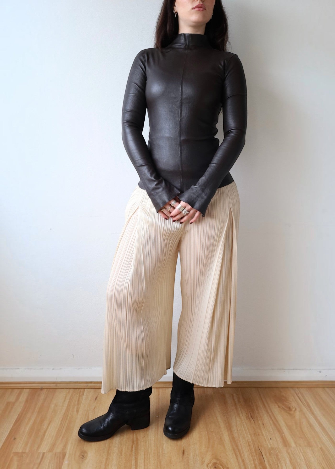 ISSEY MIYAKE PLEATS PLEASE Cream Permapleat Wide Leg Pleat Cullotte