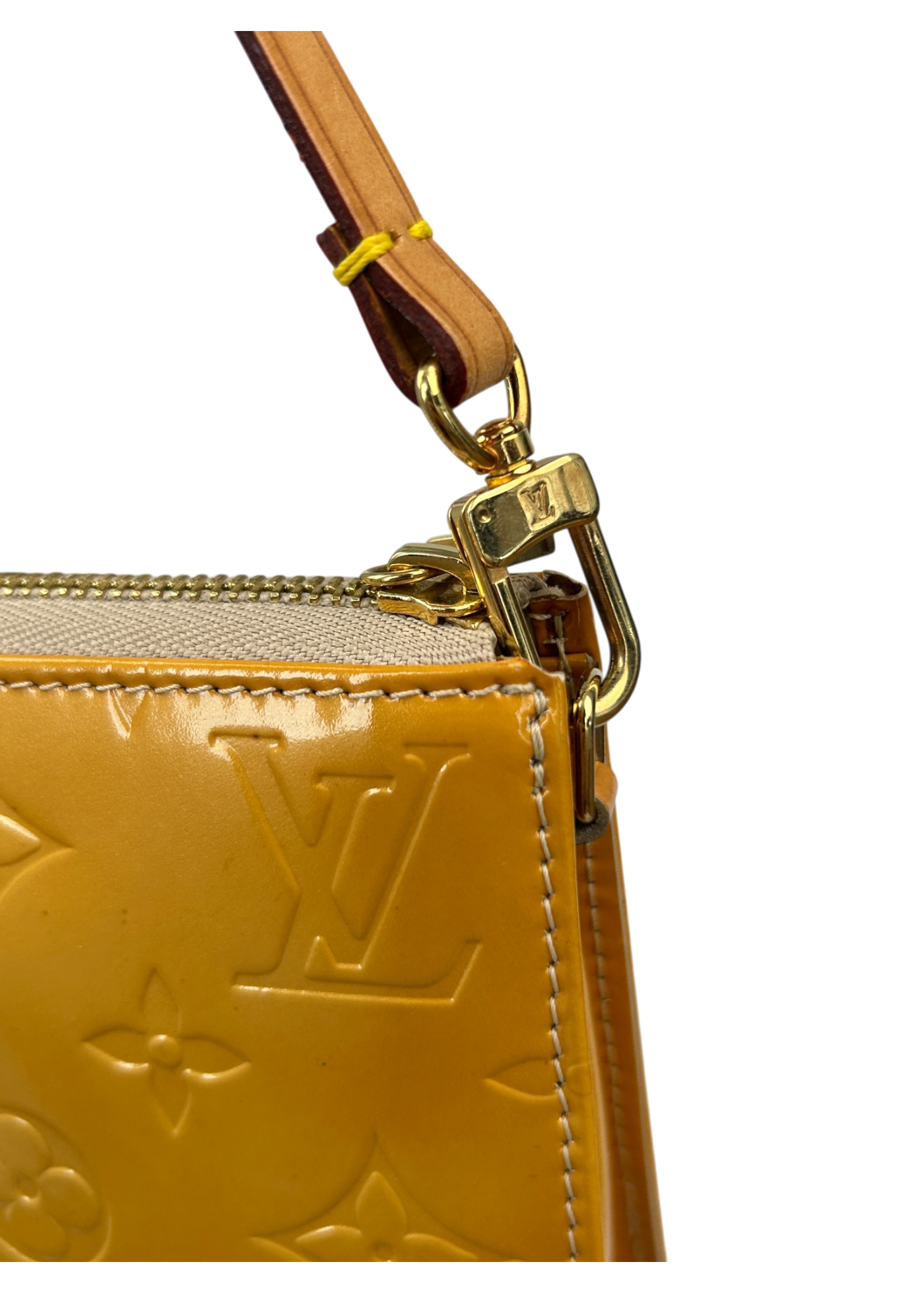 LOUIS VUITTON VINTAGE 1999 Gold Vernis Leather Lexington Pochette Bag